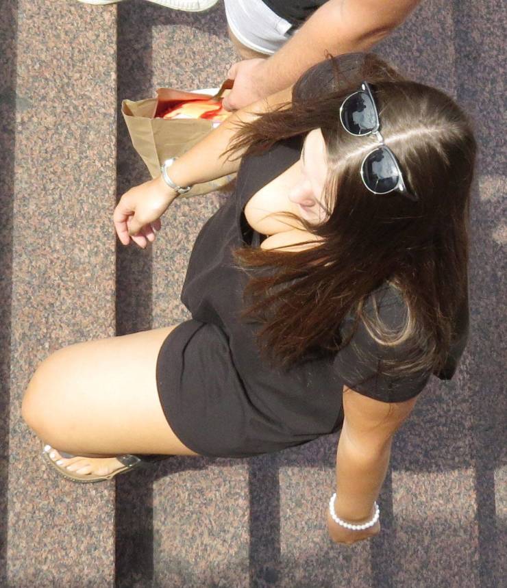 hot girls you meet on the streets 49 pics 3.html - 49 HD Photos | Premium Gallery 2019