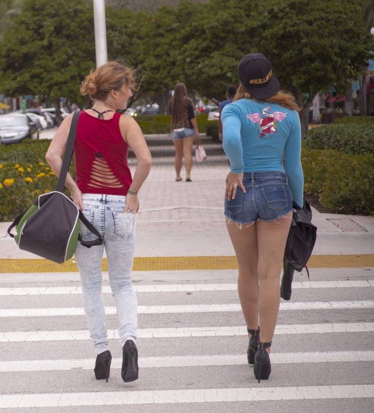 hot girls you meet on the streets 49 pics 3.html - 49 HD Photos | Premium Gallery 2019