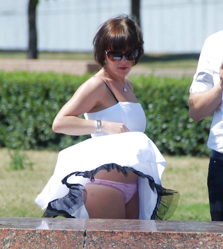 hot girls you meet on the streets 49 pics 3.html - 49 HD Photos | Premium Gallery 2019