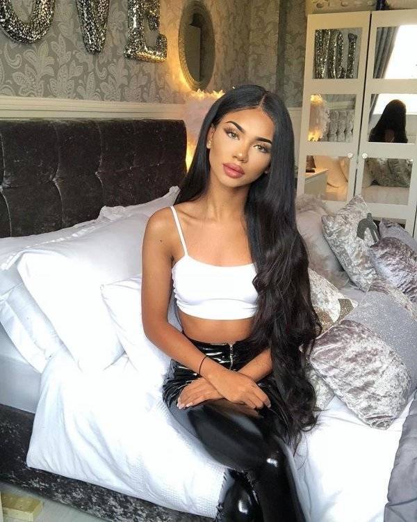 Latex And Leather Look Pretty Hot Together!