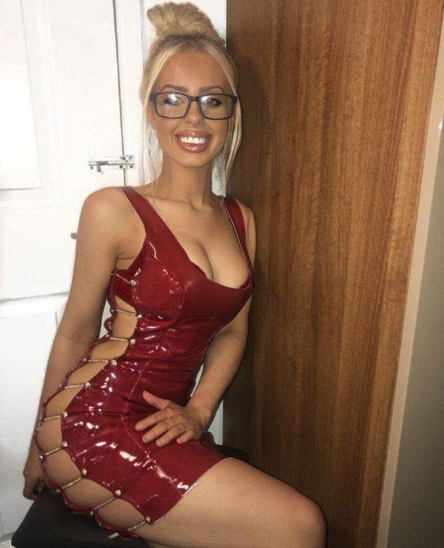 Oh My, Those Tight Dresses