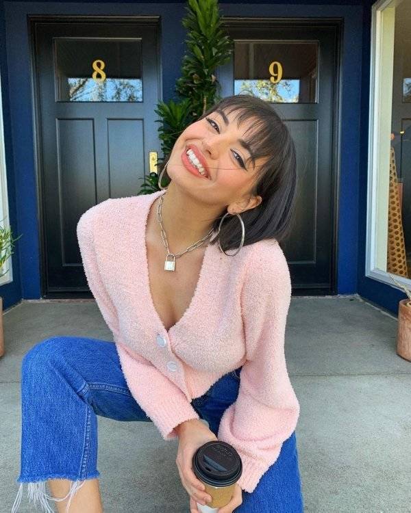 Rebecca Black Is All Grown-Up Now!