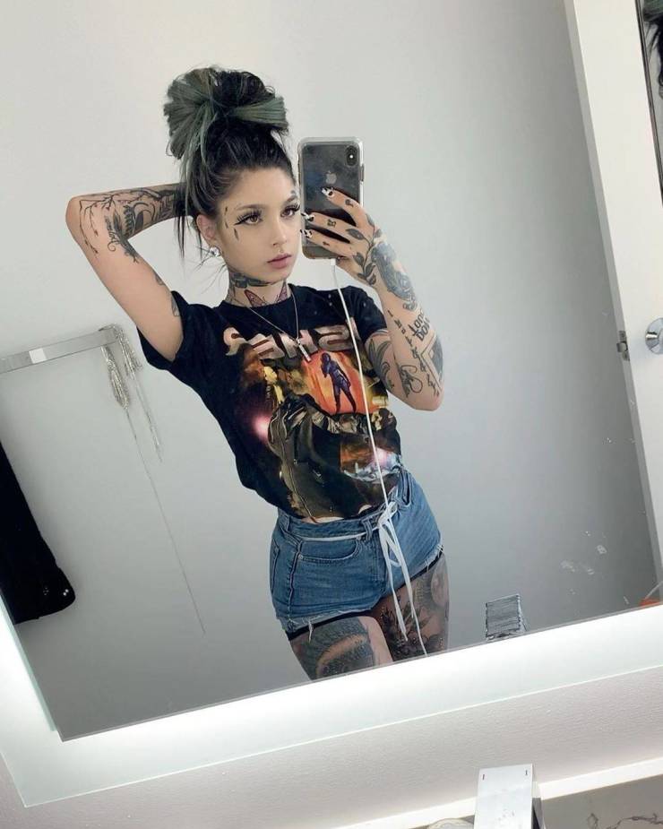 Hot And Hardcore Tattooed Girls