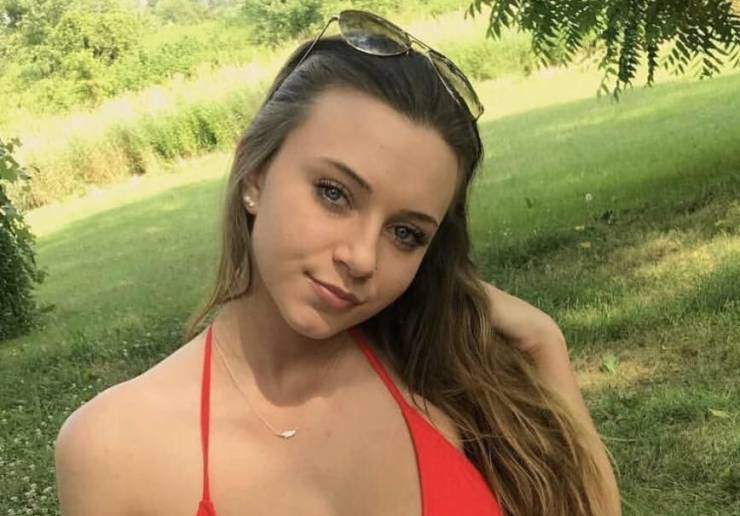 Beautiful Summer Loving Bikini Girls