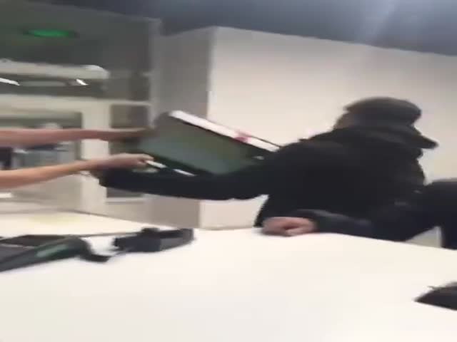 No, It’s My Monitor!