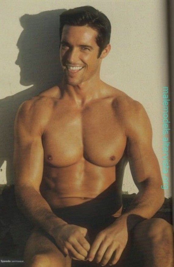 Special women: Hot men for St. Valentine’s Day (57 pics)