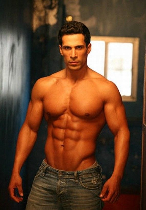 Special women: Hot men for St. Valentine’s Day (57 pics)
