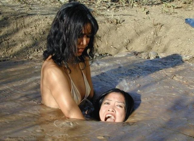 Girls are having fun (50 pics)