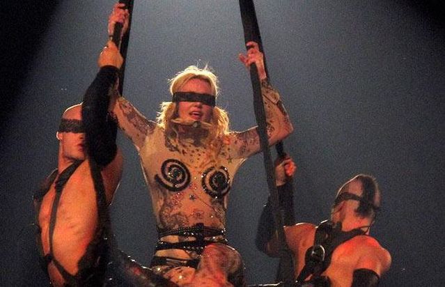 Curiosities and bonus pictures