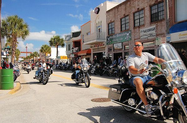 Bike week (61 pics)