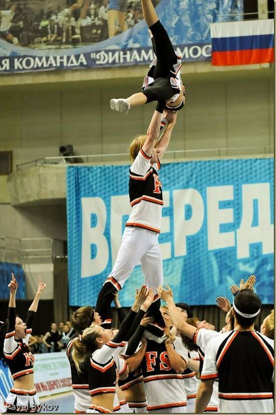 Russian cheerleading girls (66 pics)