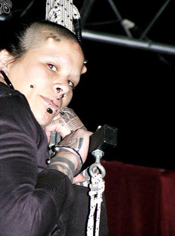 Transformation from hell (17 pics)