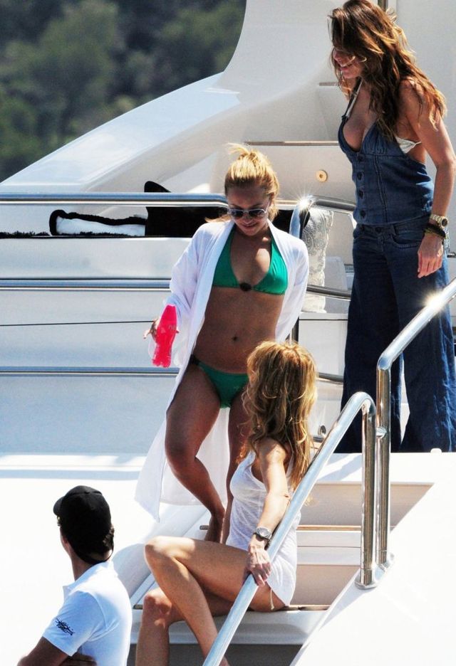 Curiosities and bonus pictures