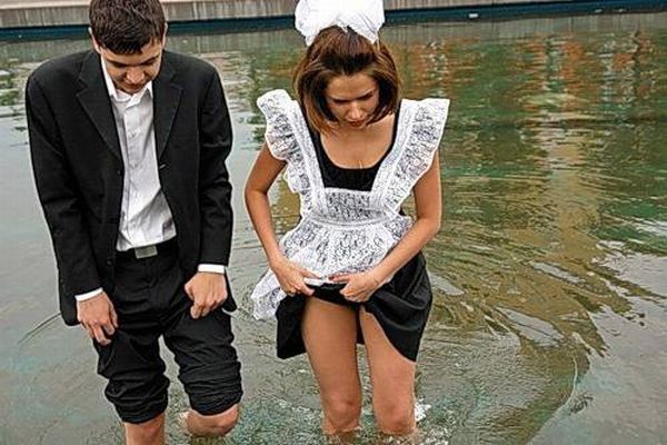 How Russian youth celebrates their graduation day (60 pics)