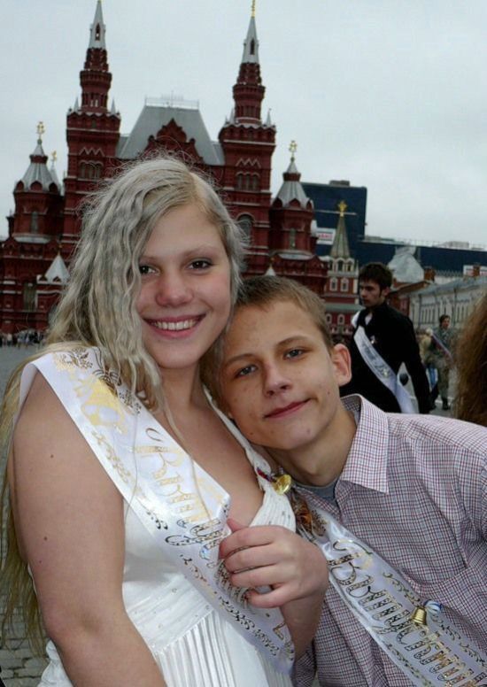 How Russian youth celebrates their graduation day (60 pics)
