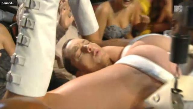 Sacha Baron Cohen insulted Eminem (21 photos + 1 video) 