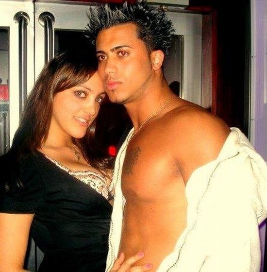 Do you like douchebags? (67 pics)