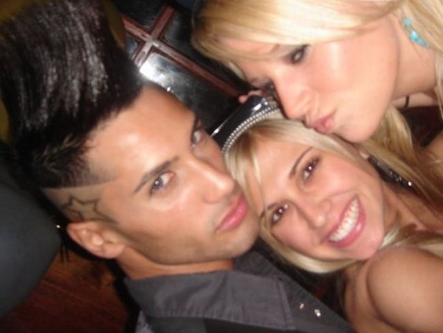 Do you like douchebags? (67 pics)