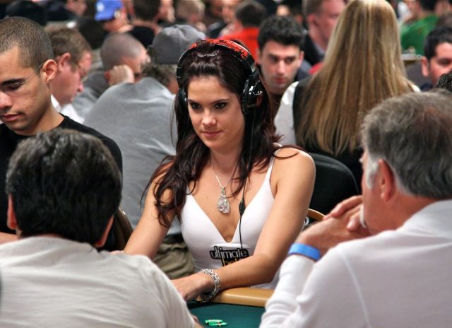 Girls of the World Series of Poker (27 pics)