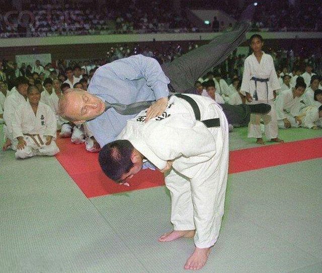 Politics is a delicate thing. Part 2 (75 pics)