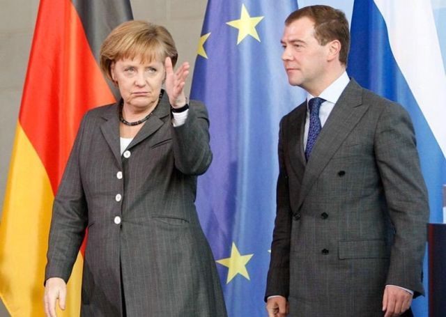 Politics is a delicate thing. Part 2 (75 pics)