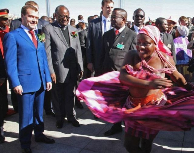 Politics is a delicate thing. Part 2 (75 pics)