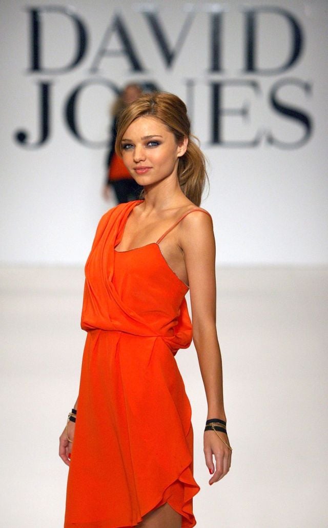 Miranda Kerr at a fashion show in Melbourne (19 pics)