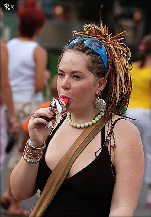 Girls are a sweet tooth (23 pics)