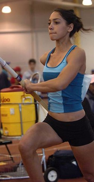 One of the hottest female athletes (33 pics)