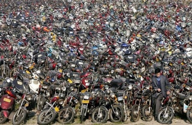 Only in Asia (145 pics)