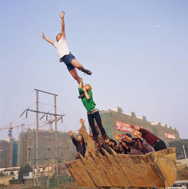 The impossible art of Li Wei (63 pics)
