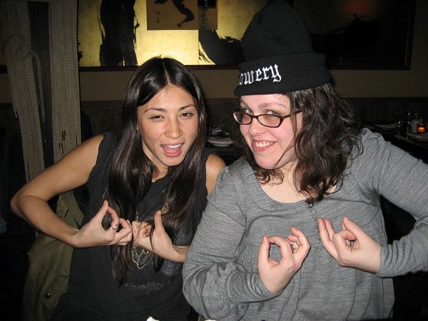 Girls and Gangsta Style. How Do Like It? (47 pics)