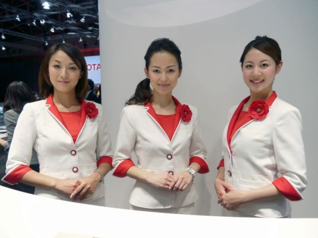 Japanese Auto Girls (43 pics)