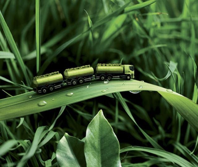 World’s Best Photo Retouching (76 pics)