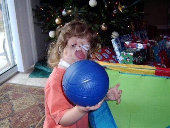 Girl Without a Face (19 pics + 1 video)