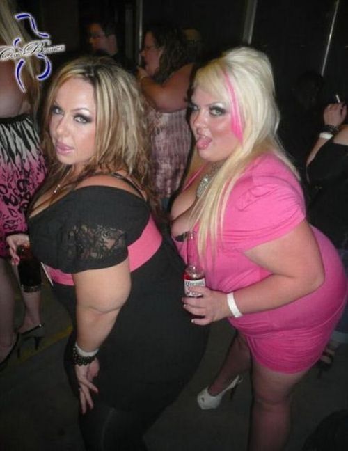 Night Clubs for Overweight People (20 pics)