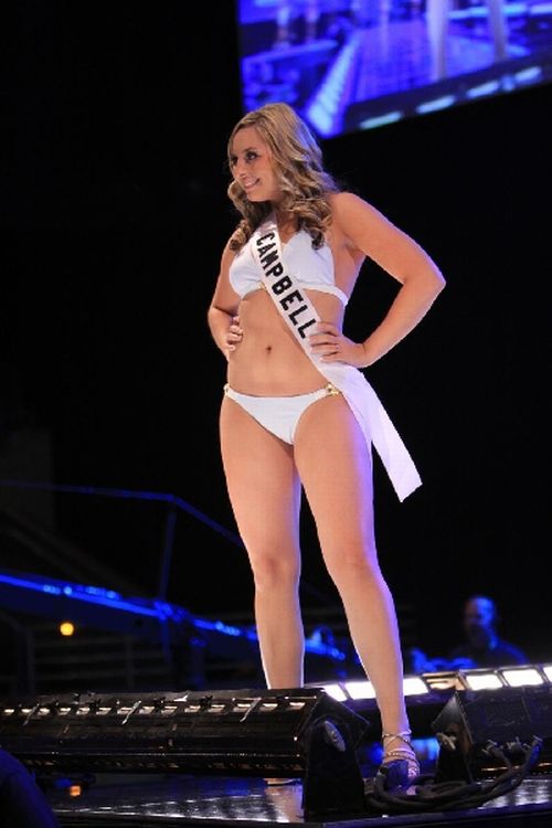 Miss California Bikini Contest (9 pics)