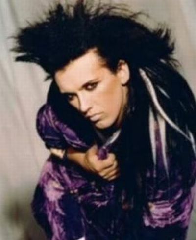 Incredible Transformation of Pete Burns (11 pics)