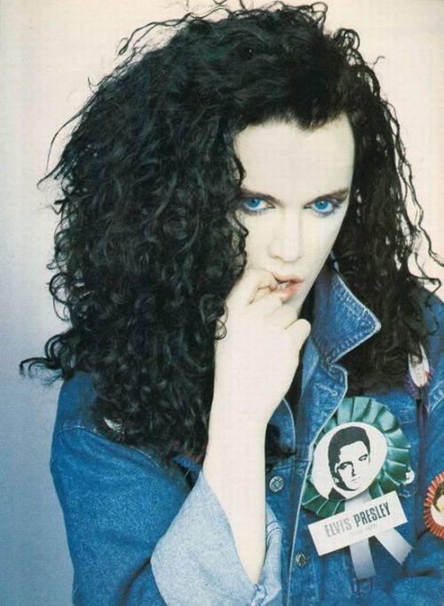 Incredible Transformation of Pete Burns (11 pics)