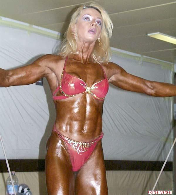 Bodybuilders (90 pics)