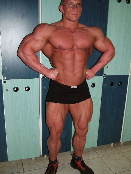 Bodybuilders (90 pics)