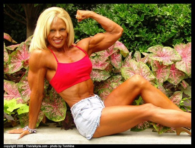 Bodybuilders (90 pics)