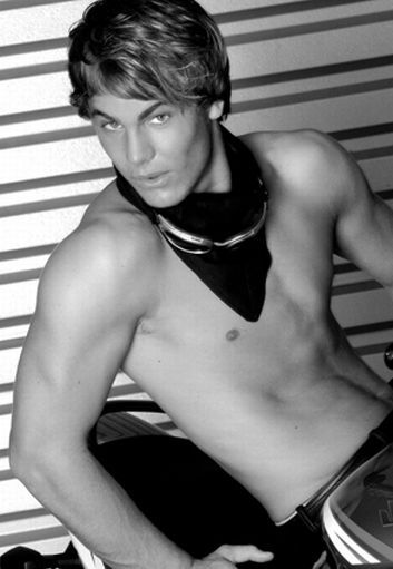 Curiosities and bonus pictures