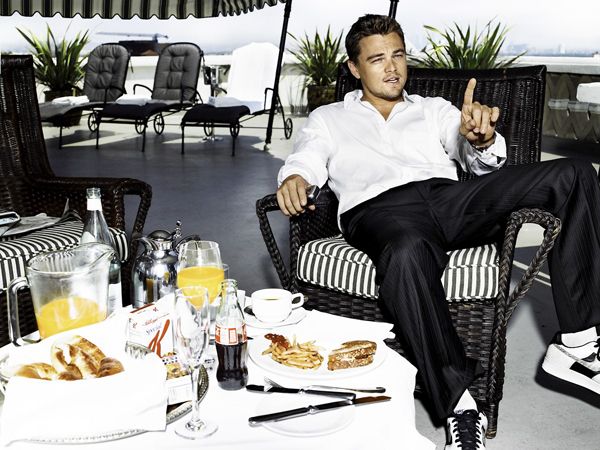 Celebrity photoworks from Tom Munro (56 pics) Celebrity photoworks from Tom Munro (56 pics)