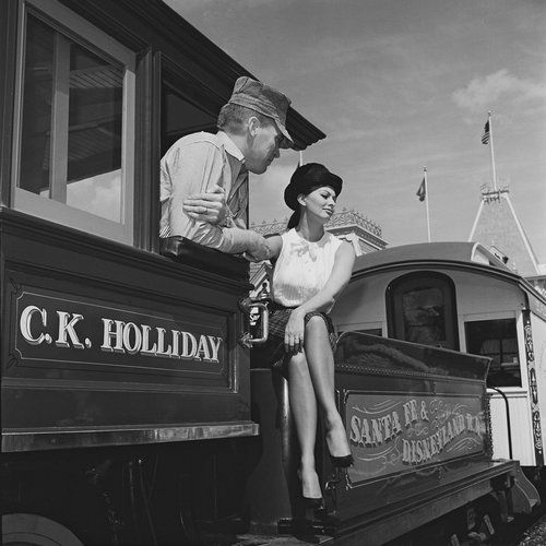 Rare Photographs of Celebrities (125 pics)