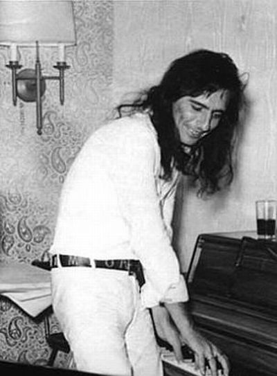 Rare Photographs of Celebrities (125 pics)