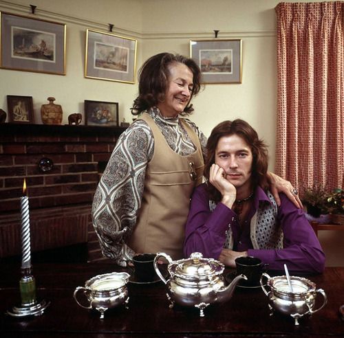 Rare Photographs of Celebrities (125 pics)