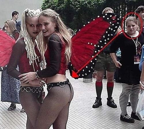 Faces Jealous Women Make (17 pics)