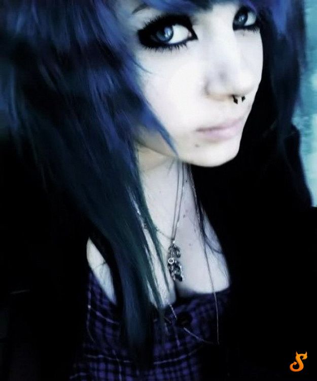 Do Emo Girls Appeal You? (75 pics)