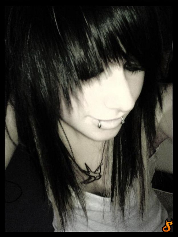 Do Emo Girls Appeal You? (75 pics)